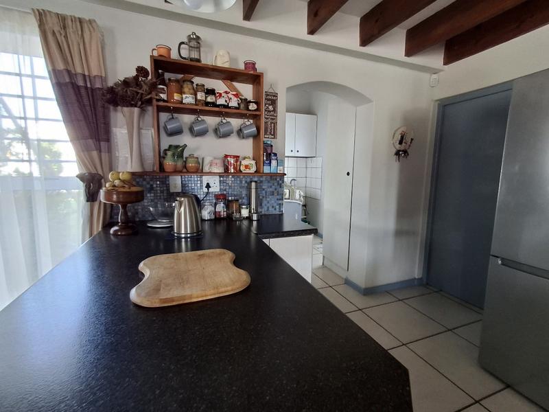 4 Bedroom Property for Sale in Golden Mile Western Cape